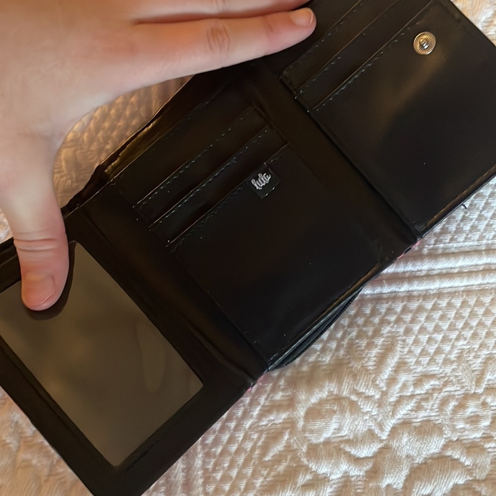 Lula‎ Wallet - Picture 2 of 2